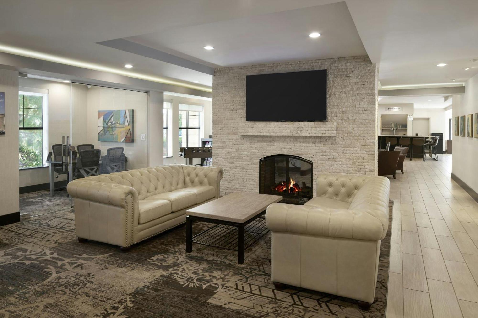 Residence Inn San Diego Del Mar Екстериор снимка
